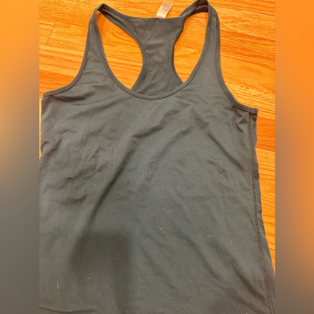 Yogalicious Dark Green Razor Back Workout Top - Picture 2 of 9